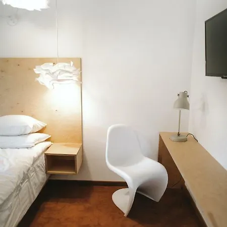 ゲストハウス Palac Odnova *