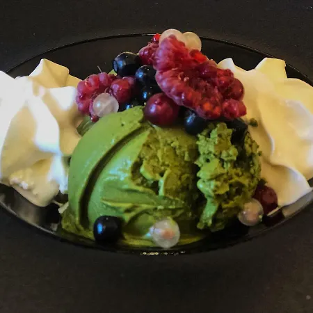 Palac Odnova * サシノ