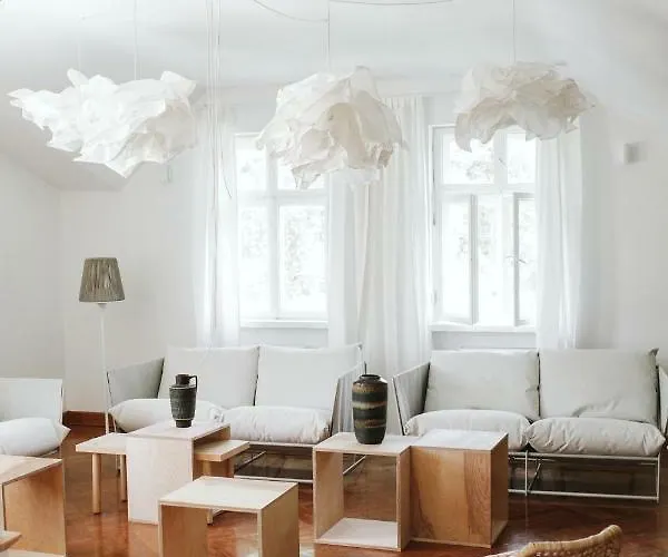 Palac Odnova Gasthof *