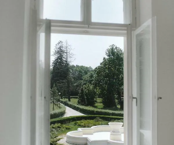 Gasthof Palac Odnova Sasino