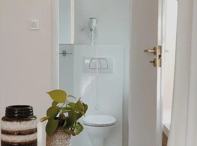 Palac Odnova Gasthof *