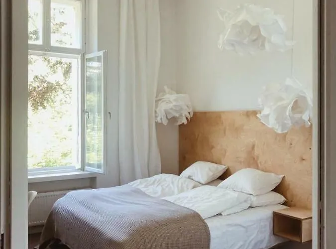 Palac Odnova Gasthof *